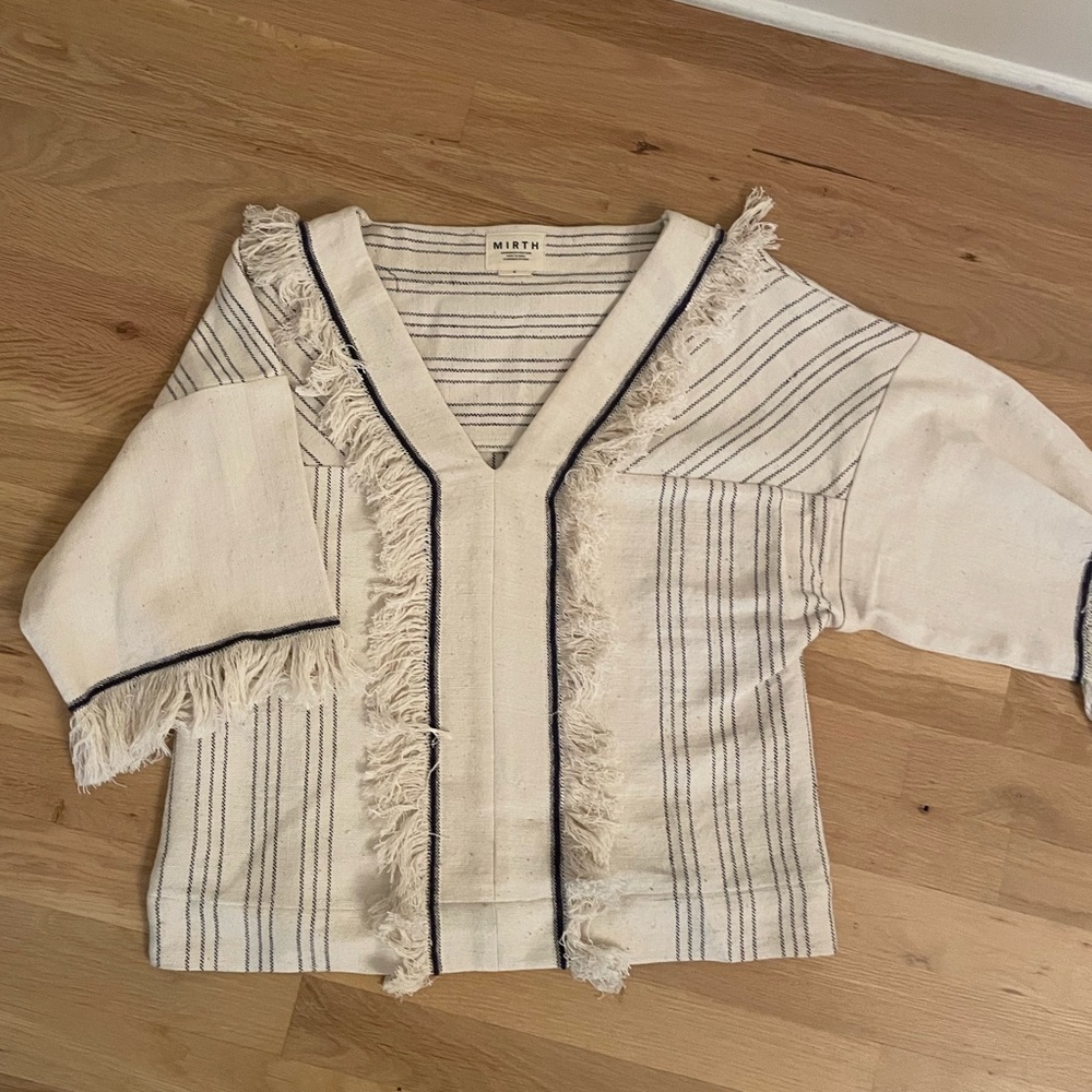 Mirth Caftans Cotton V neck top